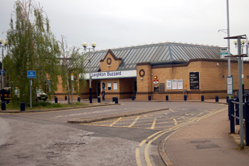 Leighton Buzzard Station May 2008